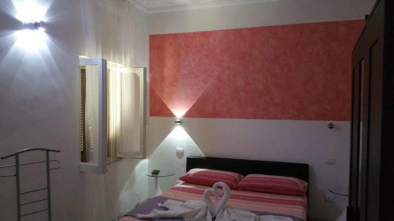A Due Passi Dal Mare Bed and Breakfast Acquappesa Exteriör bild
