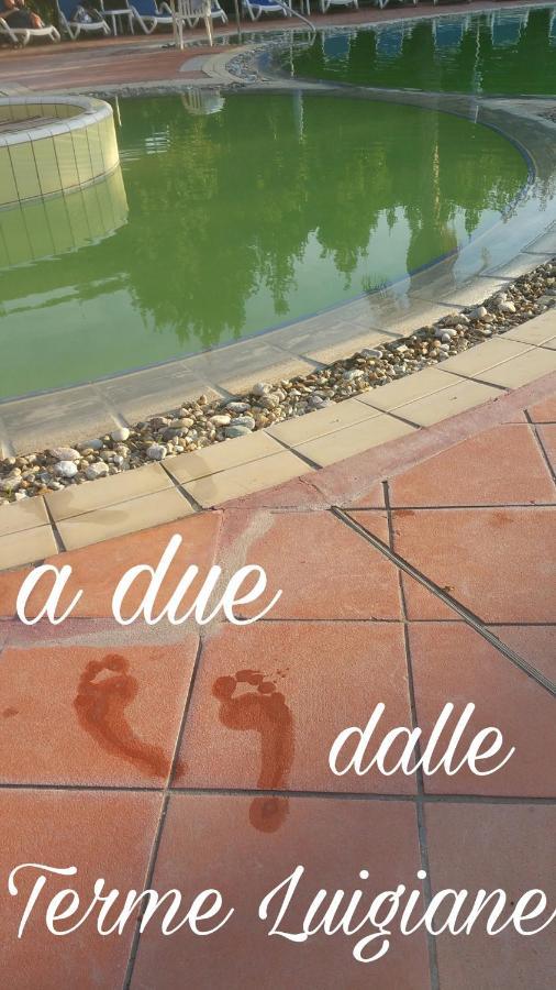 A Due Passi Dal Mare Bed and Breakfast Acquappesa Exteriör bild